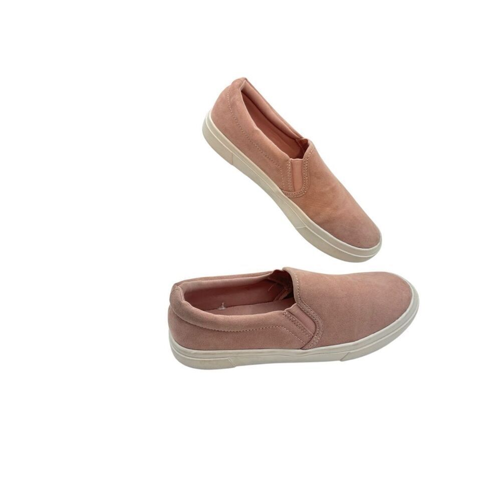 Divided slip on faux suede slip on shoes size 6